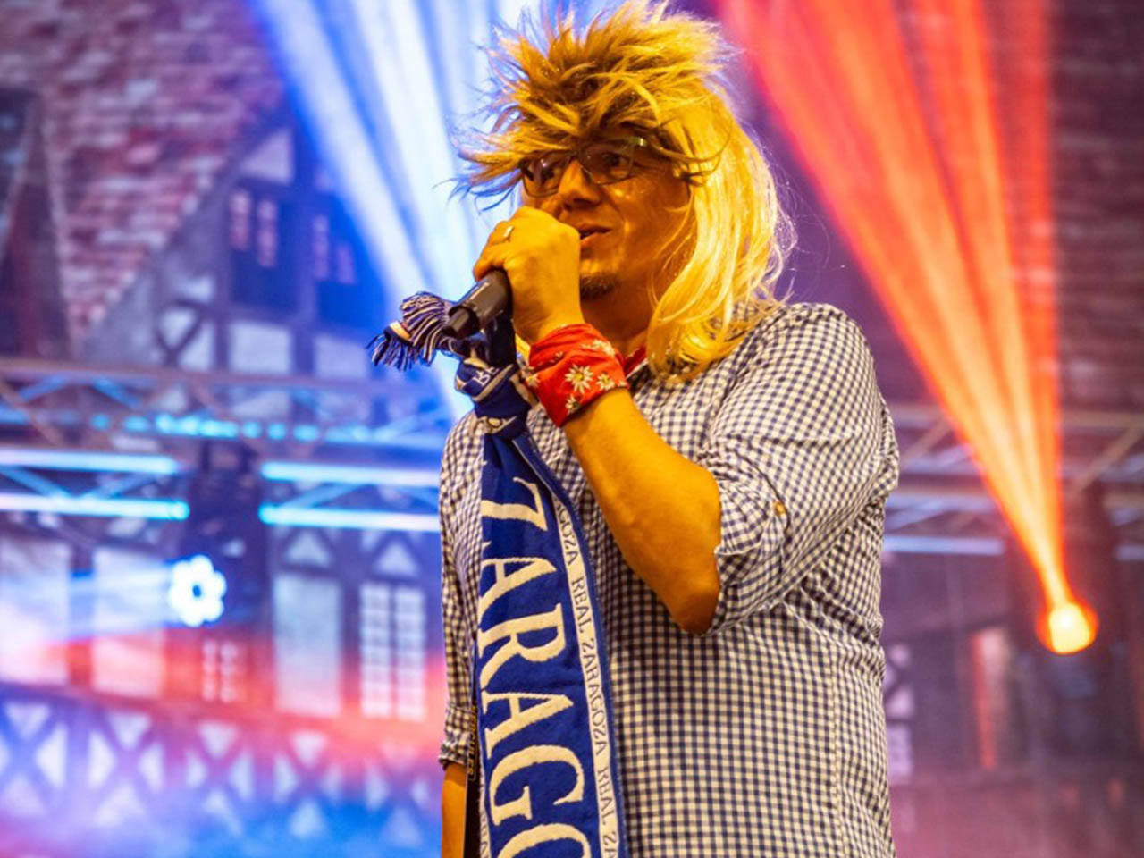 Es geht auch mit Haaren...Oktoberfest Zaragoza (2025)