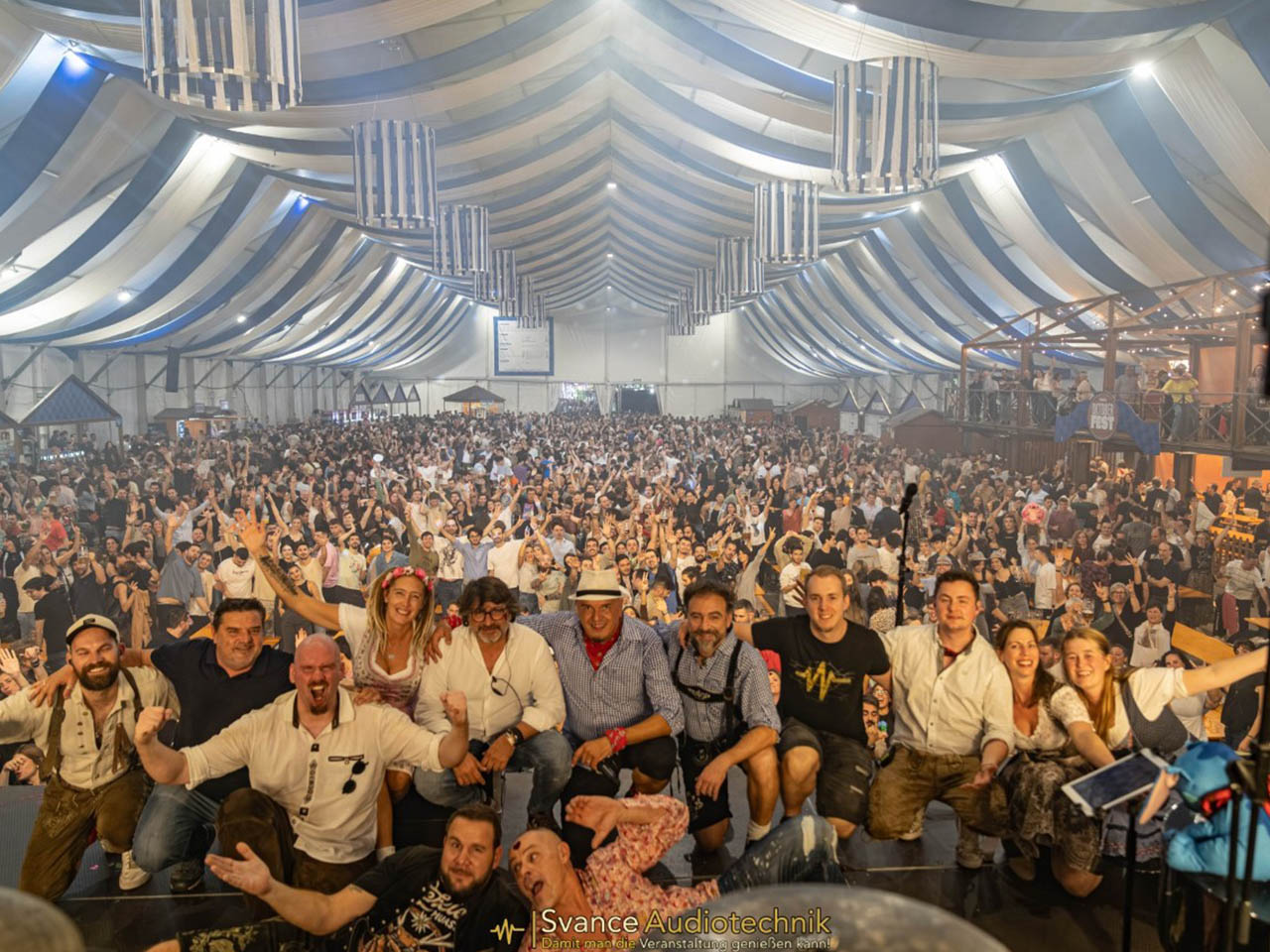 Die ganze Wiesnflieger-Crew Oktoberfest Zaragoza (2024)